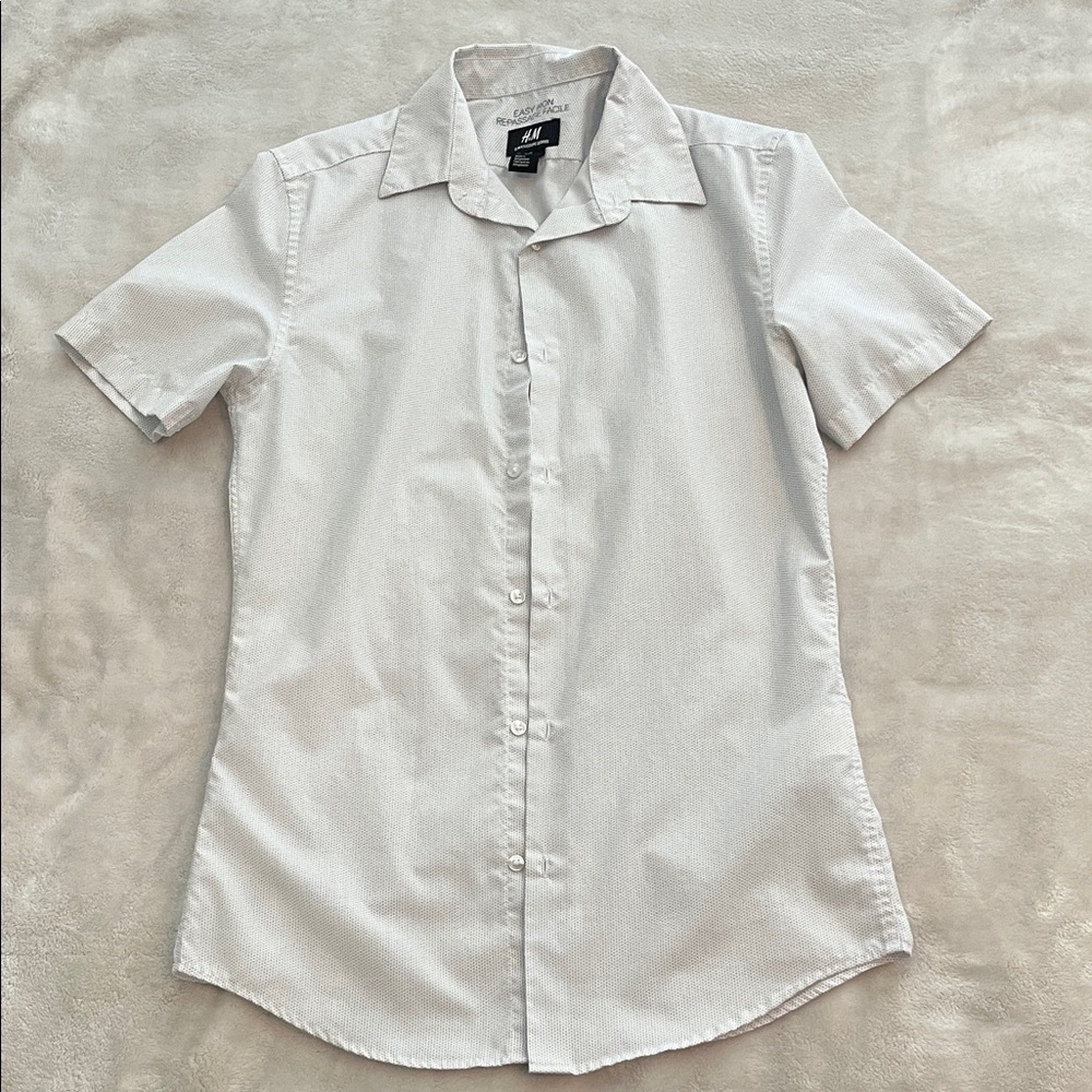H&M Men's Short Sleeve Button-Down Shirt in White